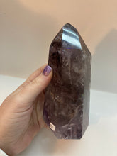 Load image into Gallery viewer, Amethyst Tower