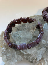 Load image into Gallery viewer, Lepidolite Bracelet
