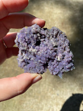 Load image into Gallery viewer, Grape Agate
