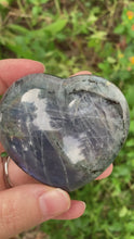 Load and play video in Gallery viewer, Labradorite Heart High Quality
