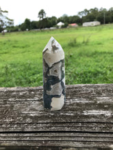 Load image into Gallery viewer, Moss Agate Point
