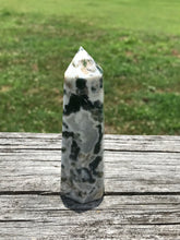 Load image into Gallery viewer, Moss Agate Point
