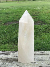 Load image into Gallery viewer, Quartz Crystal Tower
