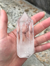 Load image into Gallery viewer, Clear Quartz Point
