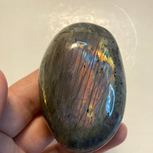 Load image into Gallery viewer, Labradorite Palm
