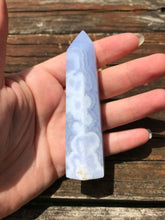 Load image into Gallery viewer, Blue Lace Agate Point
